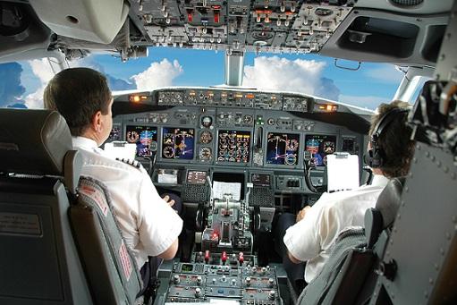 Quanto ganha um piloto de avião na Colômbia? 1