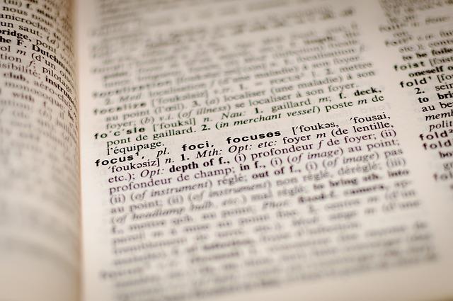 20 tipos de livros e suas características (com exemplos) 3