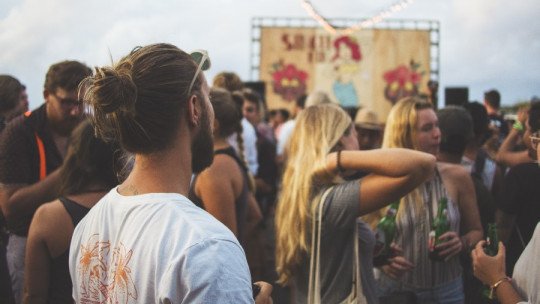Enoclofobia (medo de multidões): sintomas, causas e tratamento 1