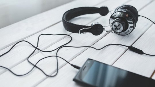É bom estudar ouvindo música? 11
