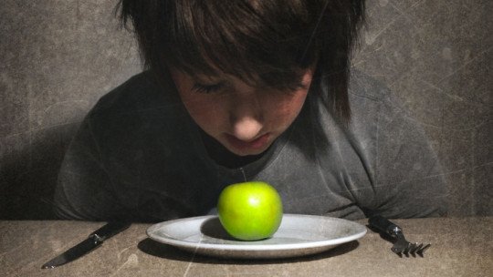 Transtornos alimentares e Internet: uma mistura perigosa 21