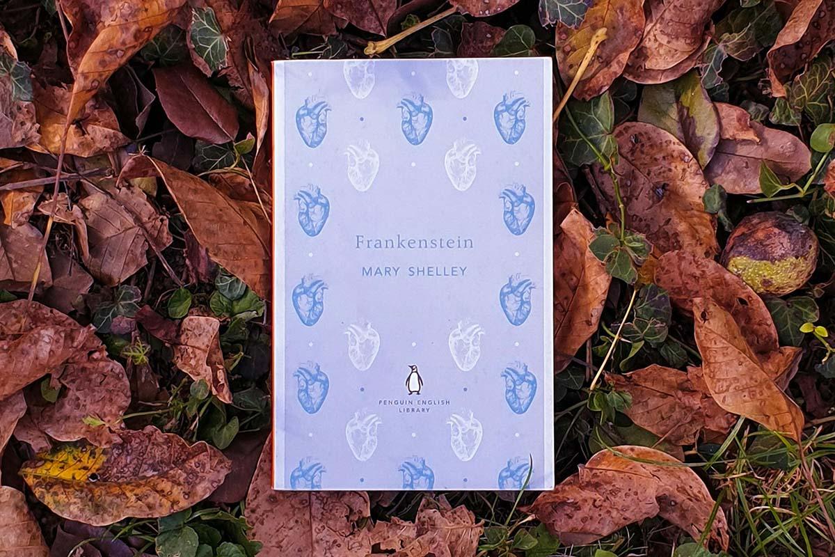 Struttura a cornice e contesto romantico