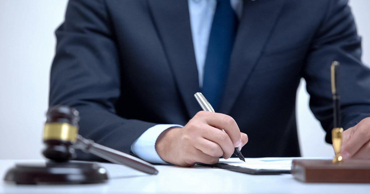 salários, férias e feriados no direito laboral